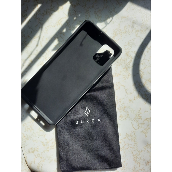 BURGA phone case - Picture 2 of 2